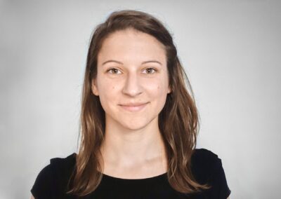 Dr. Kathrin Bednar