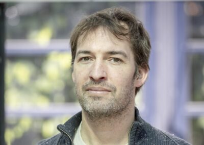 Dr. Juri Viehoff