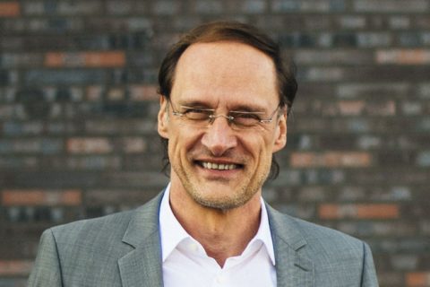 Prof. dr. Thomas Bäck