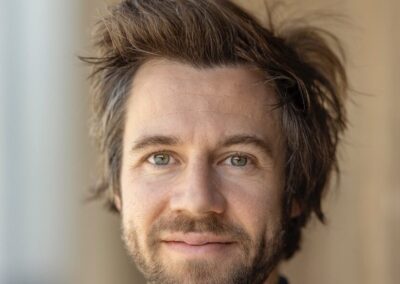 Dr. Jeroen Hopster